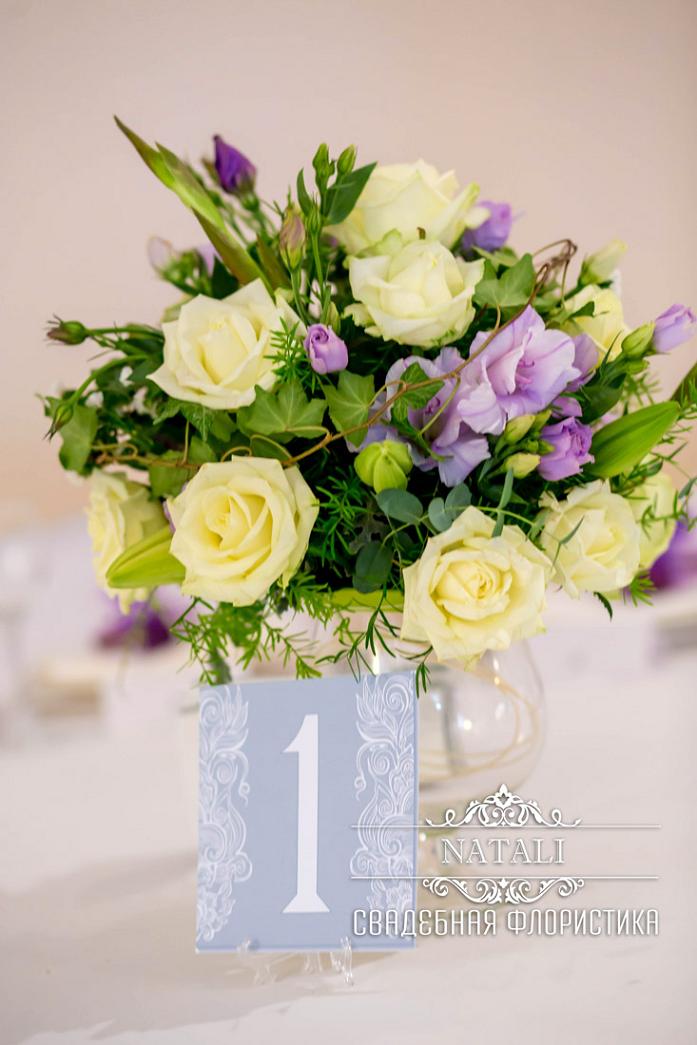 цветочная композиция на свадебный стол