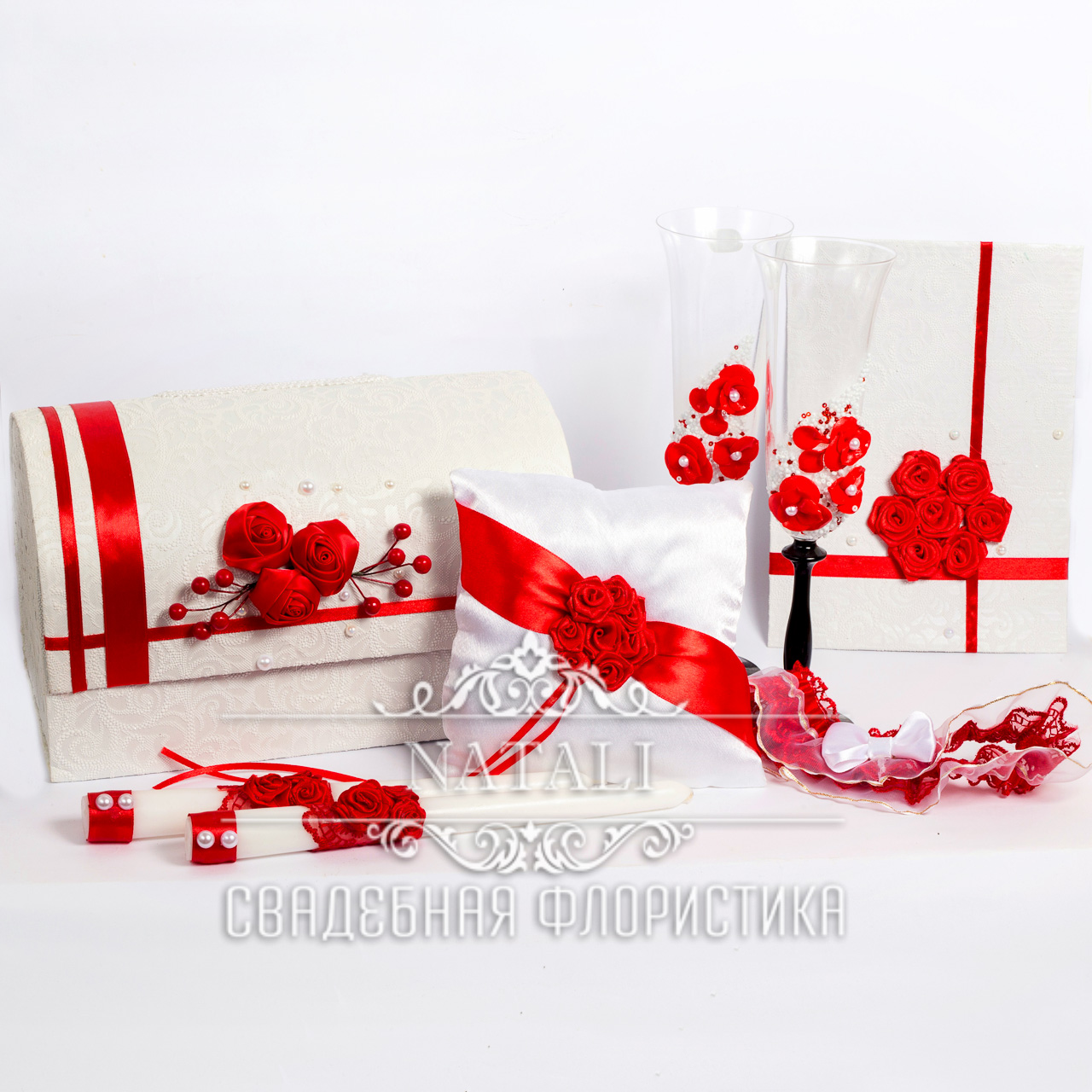 Свадебный набор аксессуаров в красном цвете