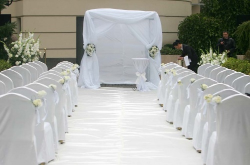 Оформление свадебной церемонии в отеле Интерконтиненталь