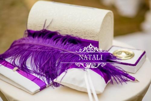 Сундучок для сбора денег на свадьбу с фиолетовой лентой