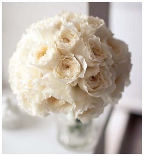 свадебный букет из пионовидных роз