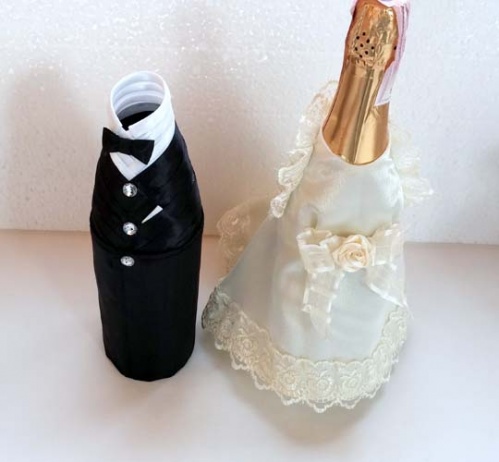 Одежда на свадебное шампанское Жених и Невеста